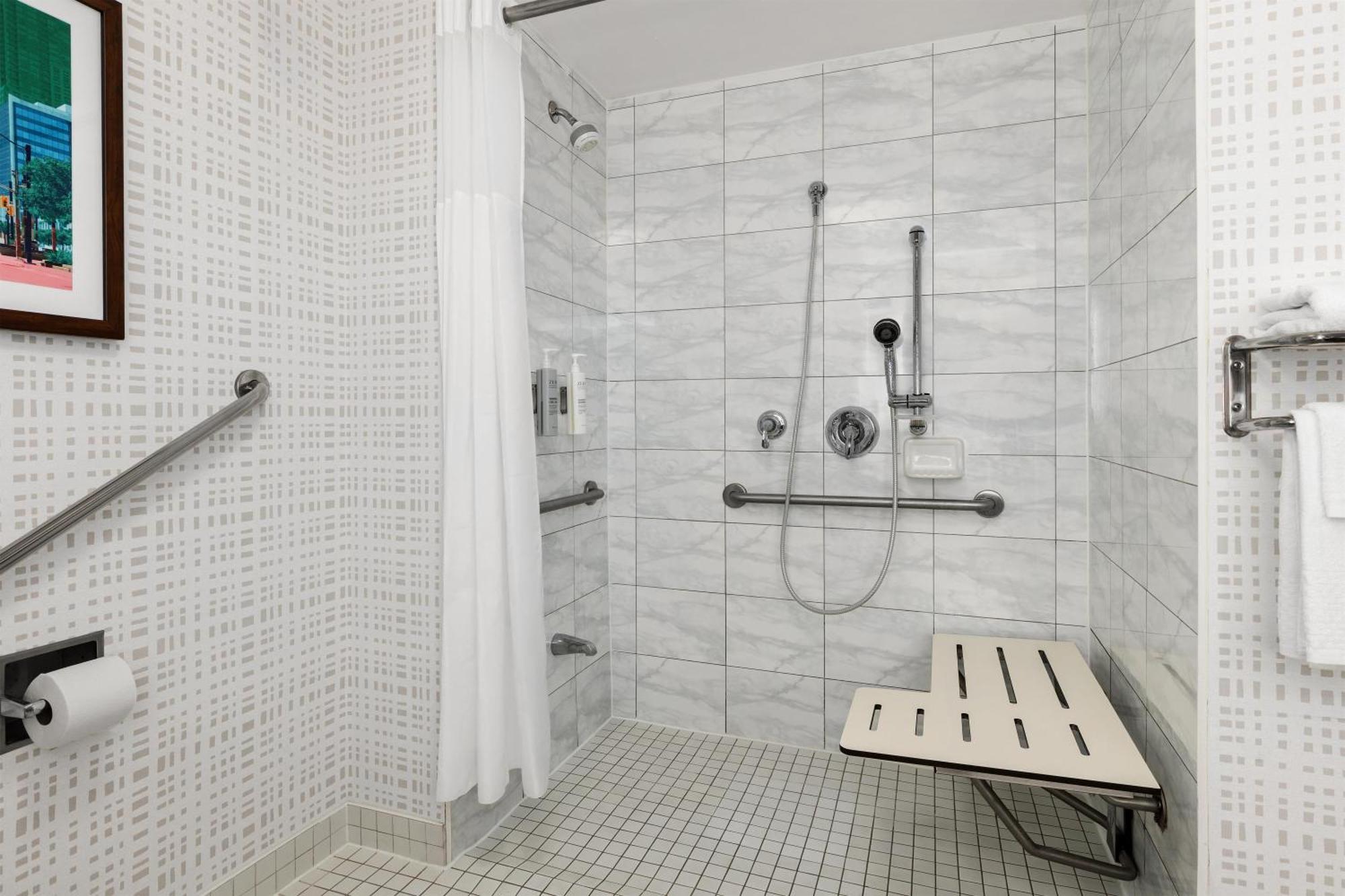 King Room - Disability Access/Non-Smoking